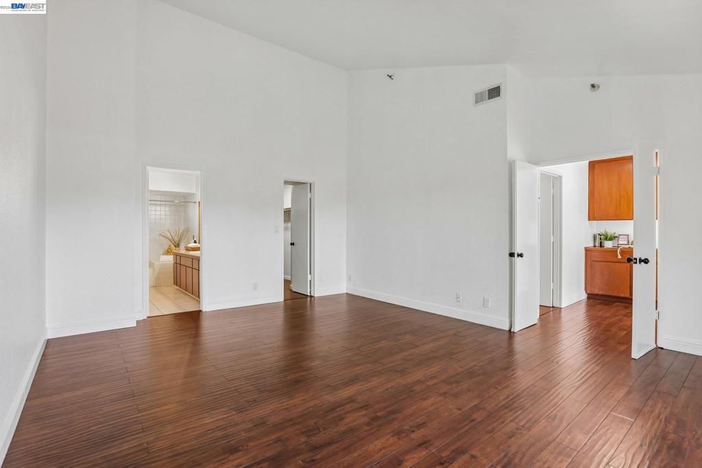 Image 29 of property listing at 2121 Vale Rd 56, San Pablo, CA 94806