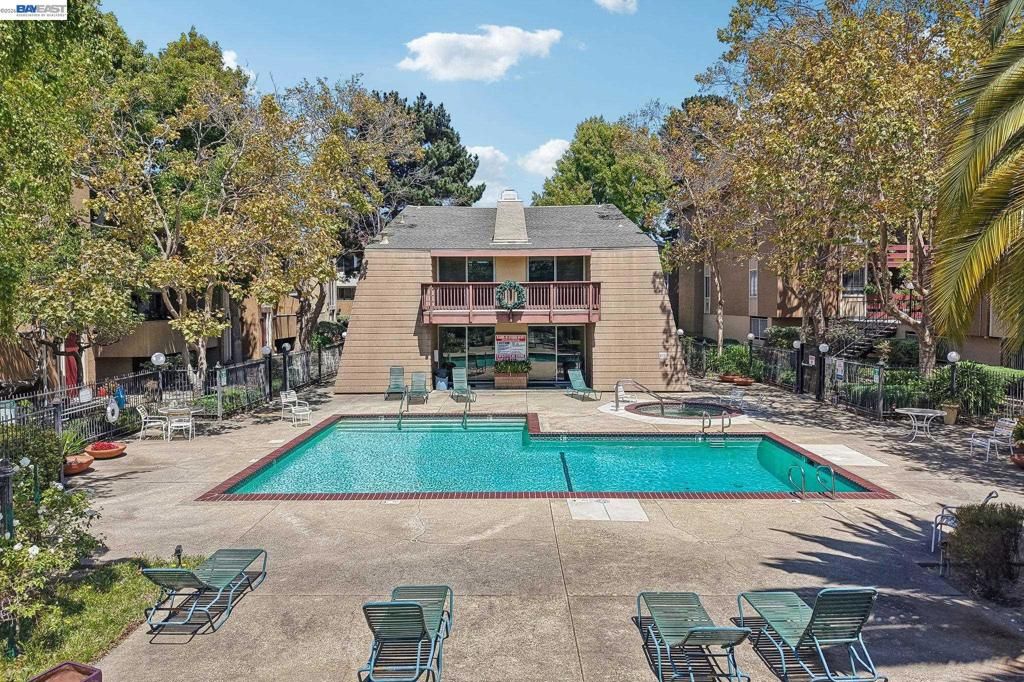 Image 34 of property listing at 2121 Vale Rd 56, San Pablo, CA 94806