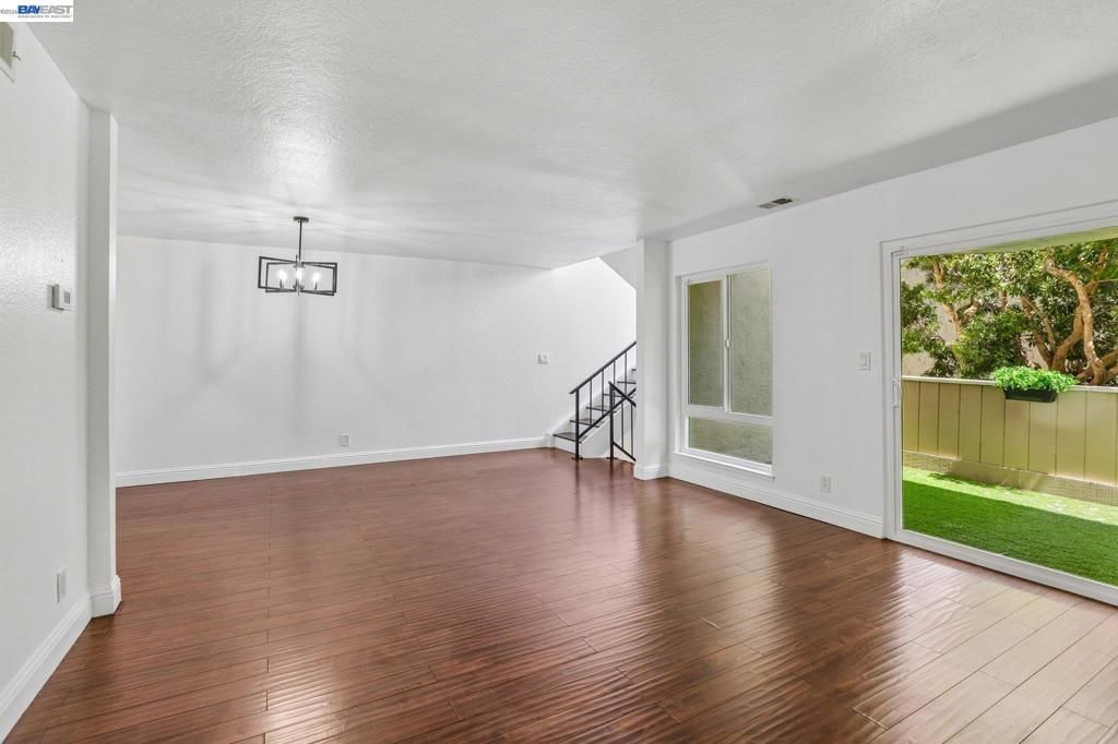 Image 6 of property listing at 2121 Vale Rd 56, San Pablo, CA 94806