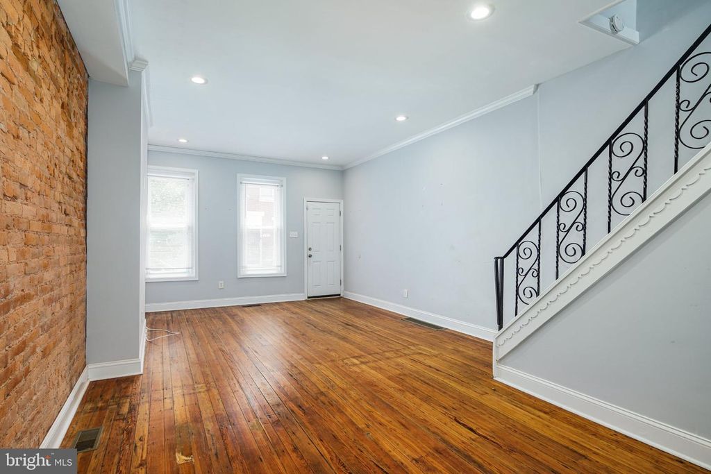 2413 SHARSWOOD ST, PHILADELPHIA, PA 19121 — photo 4