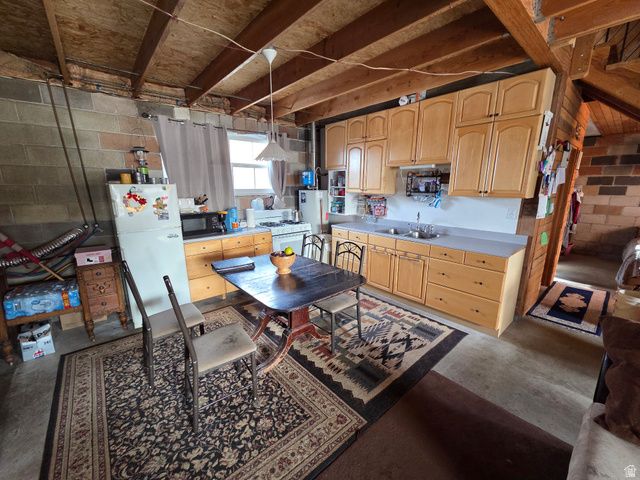 33385 N 9320 E, Indianola, UT 84629