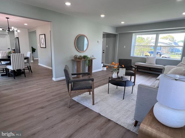 54 GARDENBROOK LN, Willingboro, NJ 08046