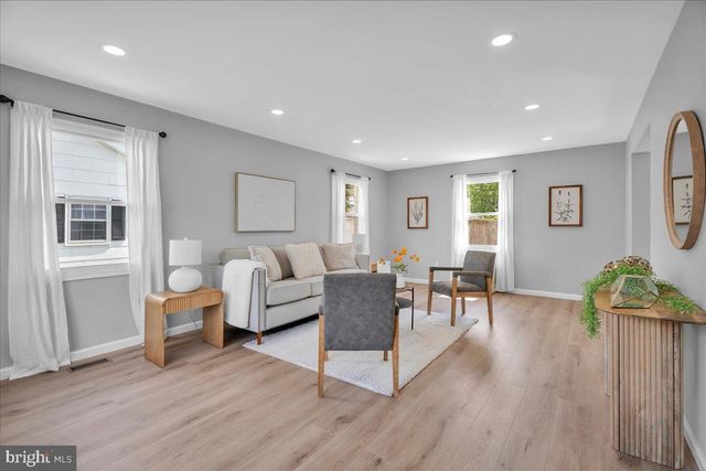 54 GARDENBROOK LN, Willingboro, NJ 08046