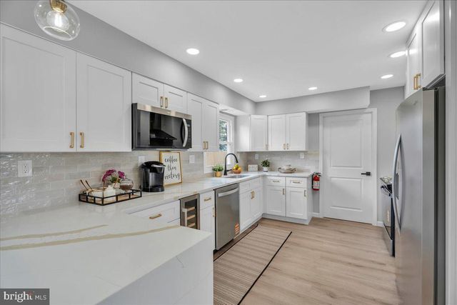 54 GARDENBROOK LN, Willingboro, NJ 08046