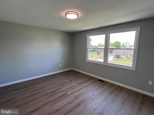 54 GARDENBROOK LN, Willingboro, NJ 08046