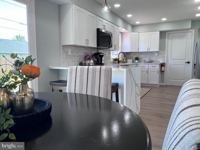 54 GARDENBROOK LN, Willingboro, NJ 08046