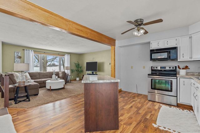 N4907 LOWER ROAD, Shiocton, WI 54170