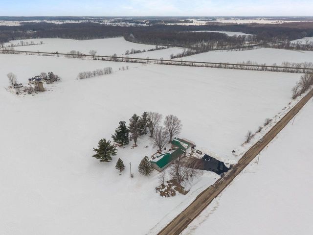 N4907 LOWER ROAD, Shiocton, WI 54170