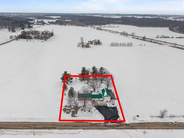 N4907 LOWER ROAD, Shiocton, WI 54170