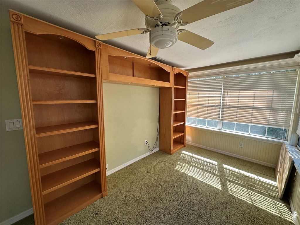 Image 15 of property listing at 131 LUCERNE DRIVE, Debary, FL 32713