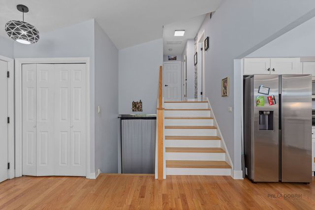 8800 Kostner Terrace, Skokie, IL 60076
