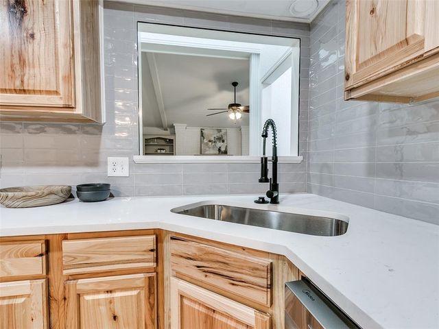 3128 SW 100th Place, Oklahoma City, OK 73159