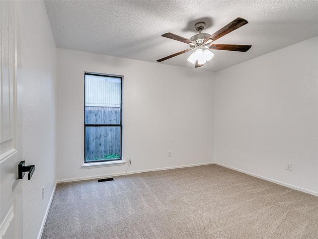 3128 SW 100th Place, Oklahoma City, OK 73159