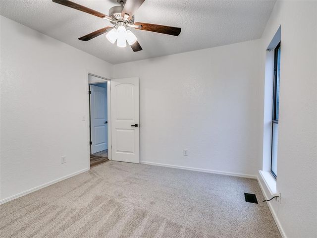 3128 SW 100th Place, Oklahoma City, OK 73159
