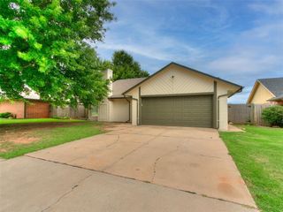 3128 SW 100th Place, Oklahoma City, OK 73159
