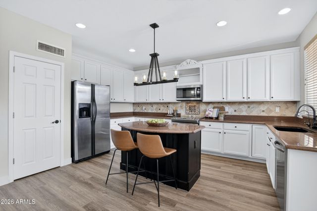 2861 E BROOKS Court, Gilbert, AZ 85296