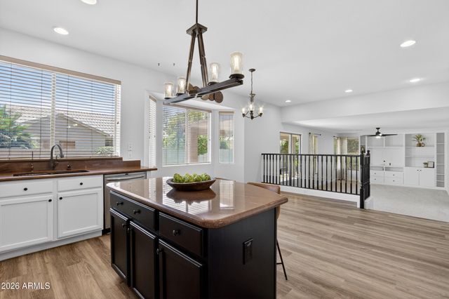 2861 E BROOKS Court, Gilbert, AZ 85296