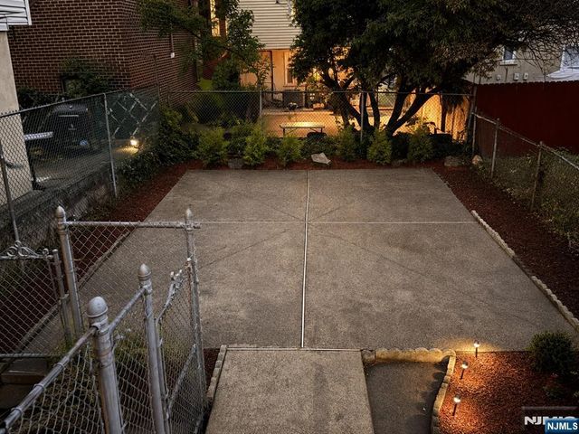 134 70th, Guttenberg, NJ 07093
