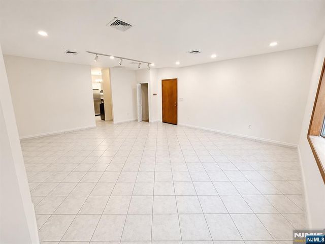 134 70th, Guttenberg, NJ 07093