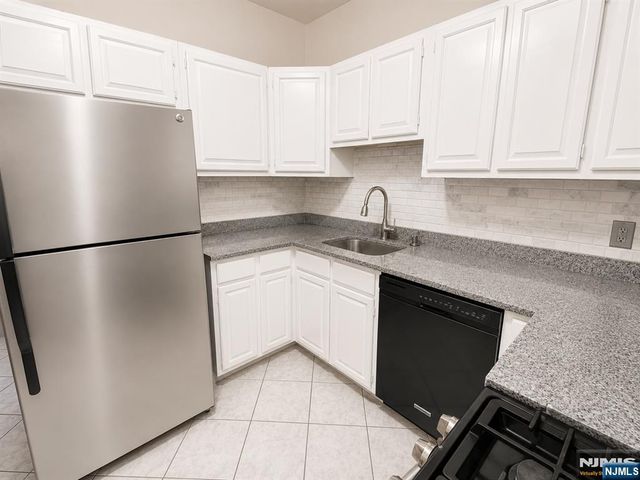 134 70th, Guttenberg, NJ 07093