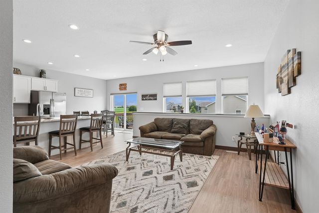 5522 Red Oak Lane, Cedar Falls, IA 50613