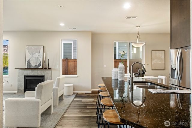 26168 21st Place S, Des Moines, WA 98198