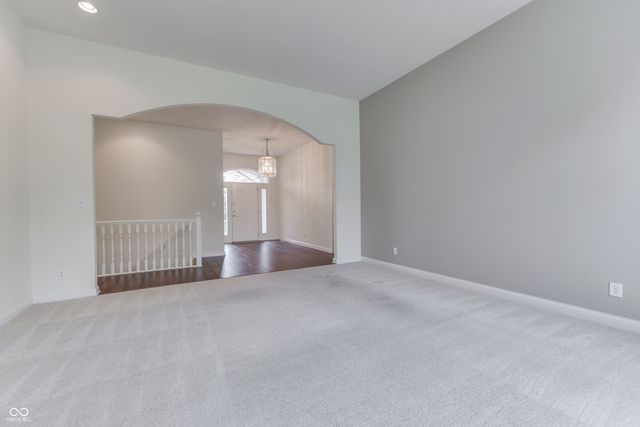 3978 Brockton Manor South Drive, Greenwood, IN 46143