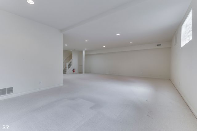 3978 Brockton Manor South Drive, Greenwood, IN 46143