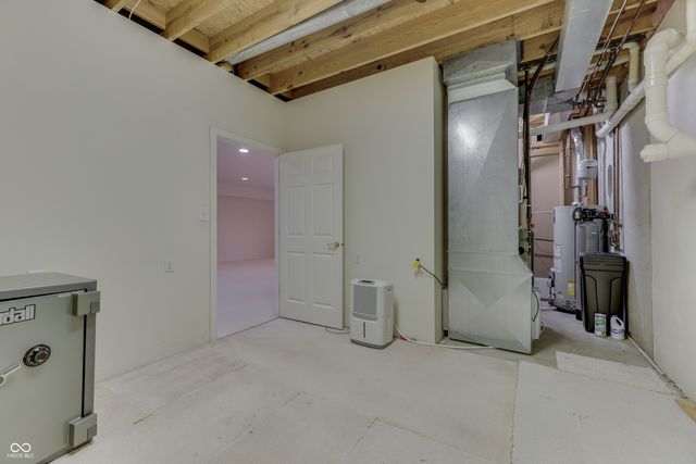 3978 Brockton Manor South Drive, Greenwood, IN 46143