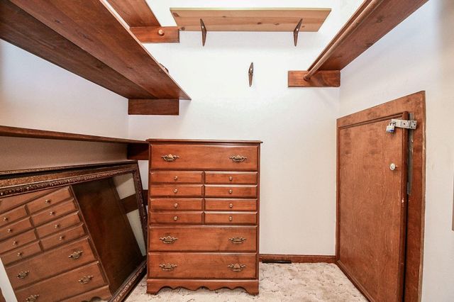 1123 Candlelight Lane, Houston, TX 77018