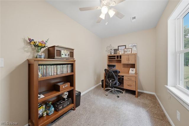 3471 State Route 5, Newton Falls, OH 44444