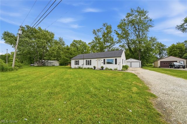3471 State Route 5, Newton Falls, OH 44444