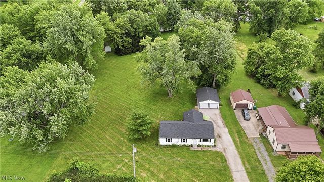3471 State Route 5, Newton Falls, OH 44444