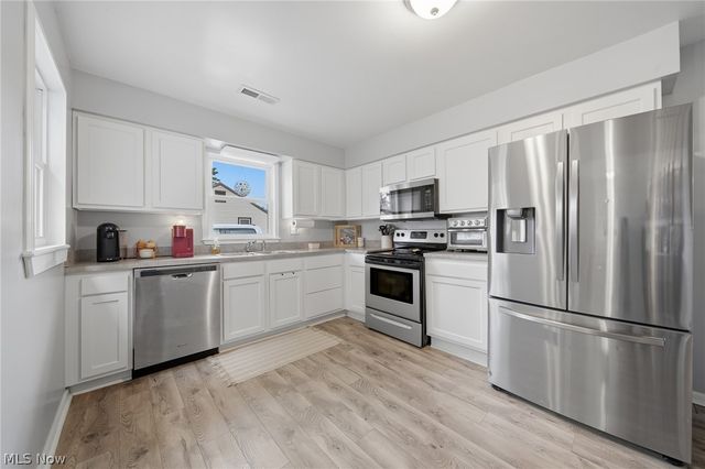3471 State Route 5, Newton Falls, OH 44444