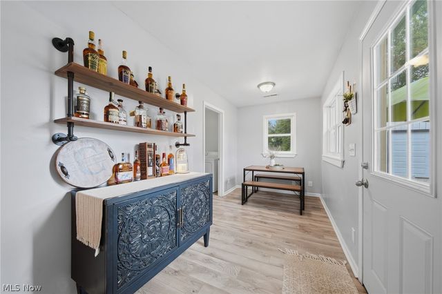 3471 State Route 5, Newton Falls, OH 44444