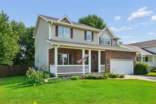 9921 Catalina Drive, Johnston, IA 50131