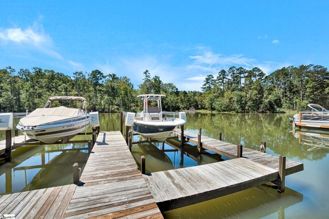 335 Arsenal Drive, Ninety Six, SC 29666