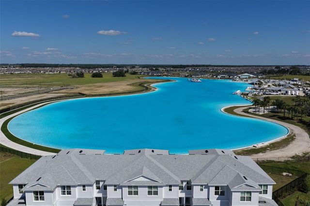 11000 RADIANT SHORE LOOP, San Antonio, FL 33576
