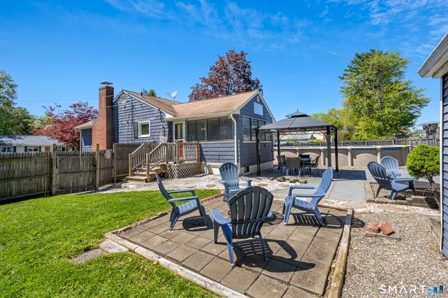 236 Hillcrest Avenue, Newington, CT 06111