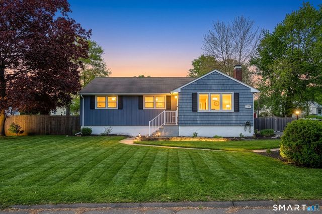 236 Hillcrest Avenue, Newington, CT 06111