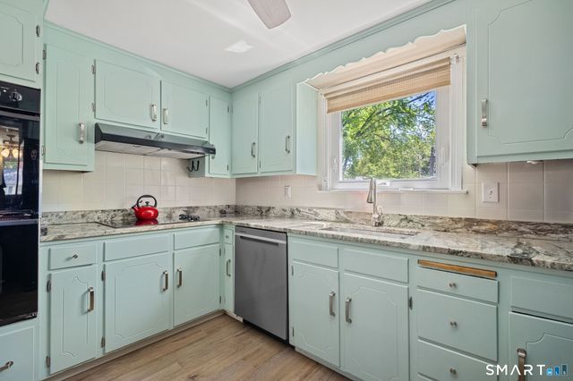236 Hillcrest Avenue, Newington, CT 06111