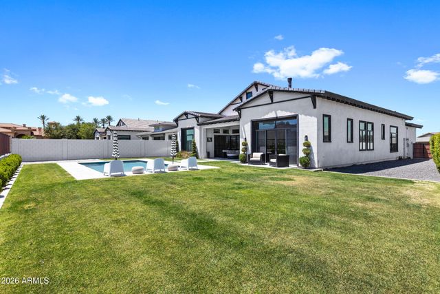 6693 S GIRALDA Avenue, Gilbert, AZ 85298