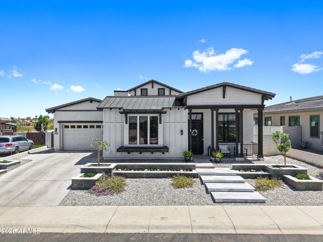 6693 S GIRALDA Avenue, Gilbert, AZ 85298