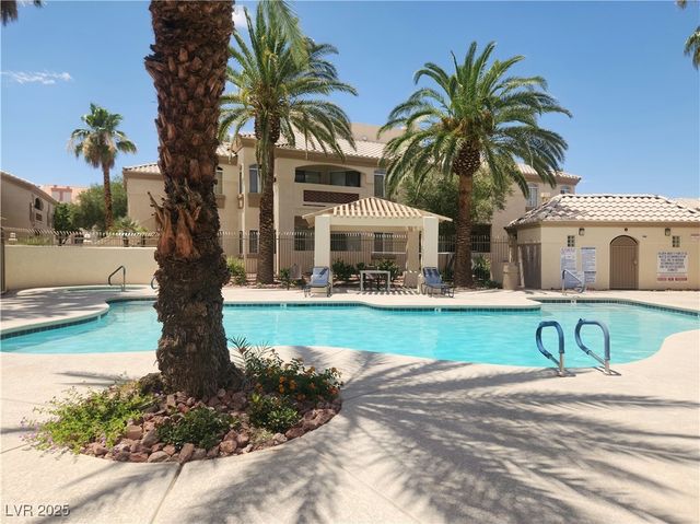 7400 West Flamingo Road 1033, Las Vegas, NV 89147