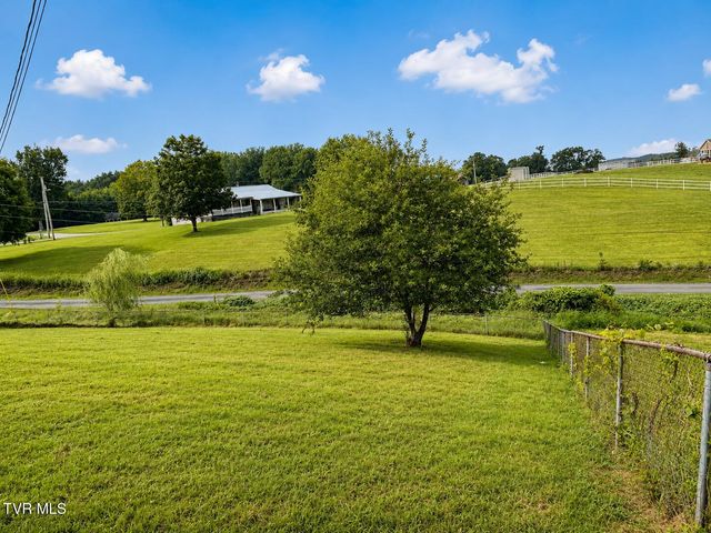 109 Hagood Drive, Rogersville, TN 37857
