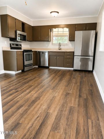 109 Hagood Drive, Rogersville, TN 37857