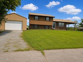 109 Hagood Drive, Rogersville, TN 37857