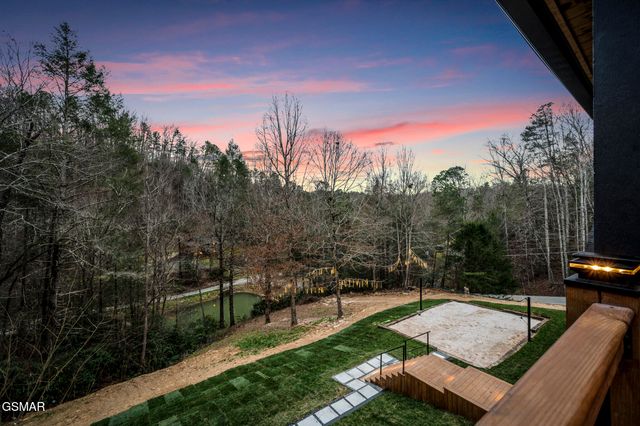 2210 Woodcock Trail, Sevierville, TN 37876