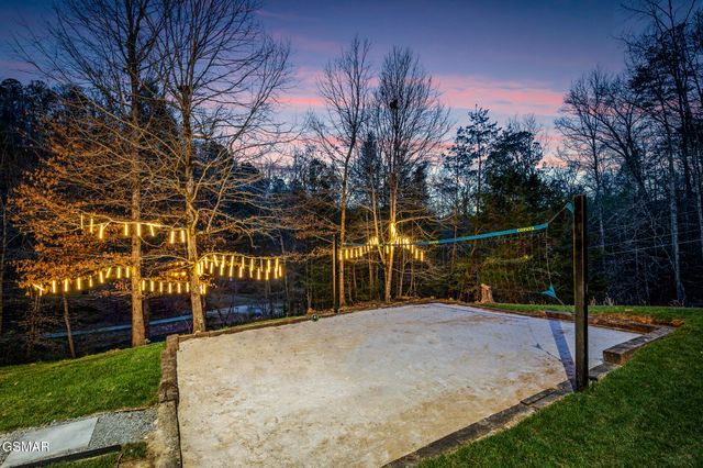 2210 Woodcock Trail, Sevierville, TN 37876