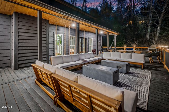 2210 Woodcock Trail, Sevierville, TN 37876